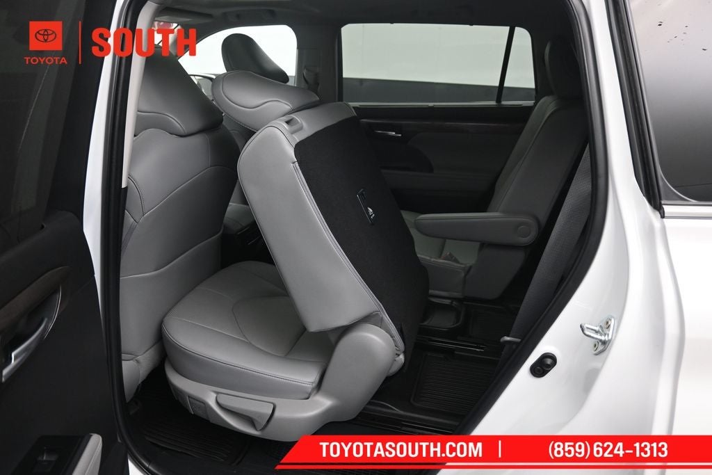 2023 Toyota Highlander Hybrid Limited