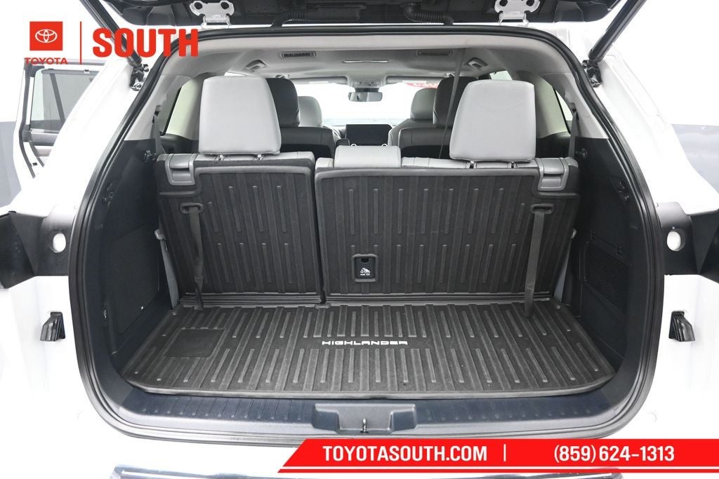 2023 Toyota Highlander Hybrid Limited