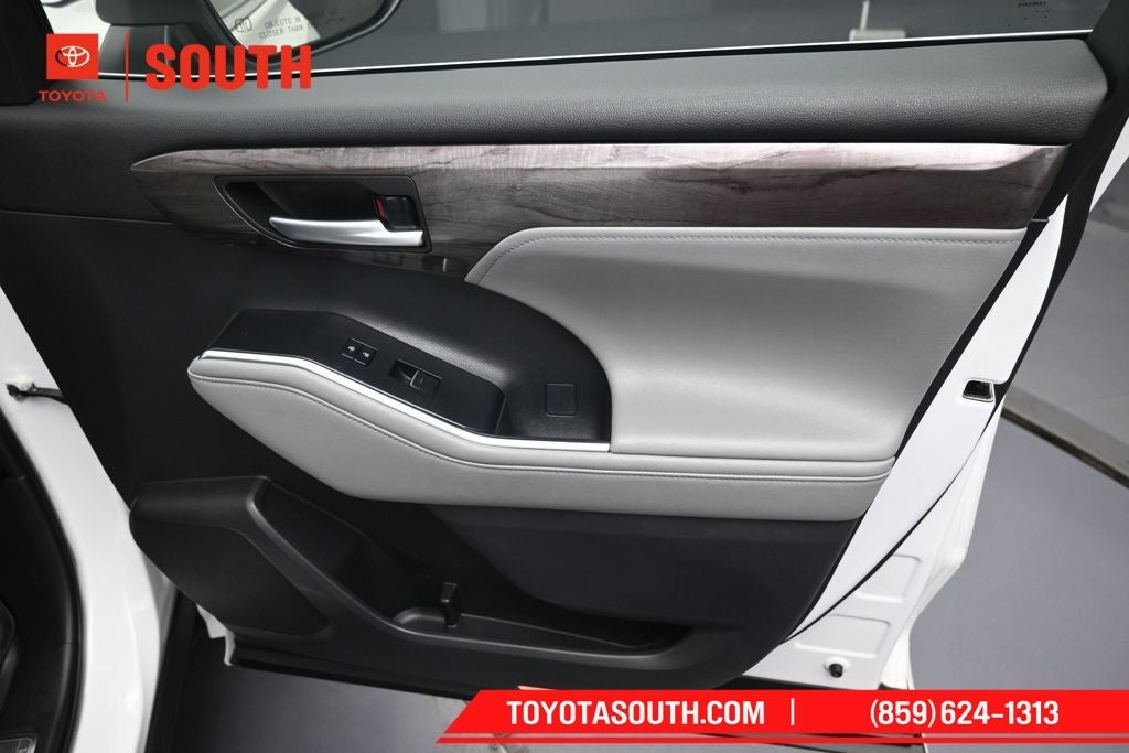 2023 Toyota Highlander Hybrid Limited