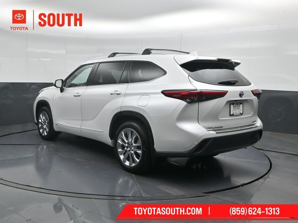 2023 Toyota Highlander Hybrid Limited