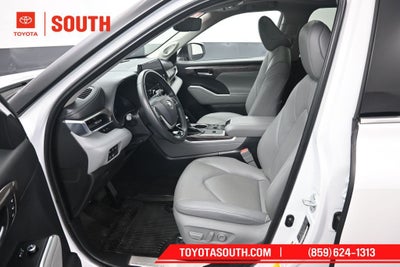 2023 Toyota Highlander Hybrid Limited