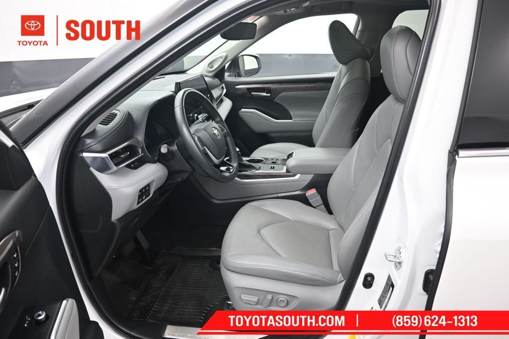 2023 Toyota Highlander Hybrid Limited
