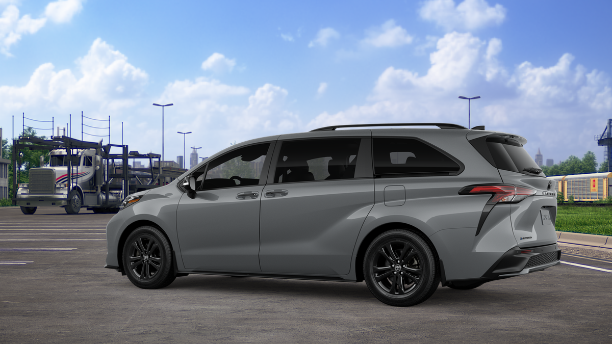 2026 Toyota Sienna XSE 7 Passenger