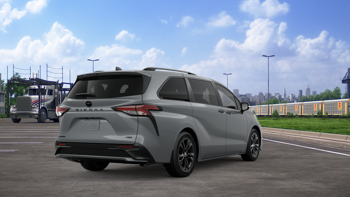 2026 Toyota Sienna XSE 7 Passenger