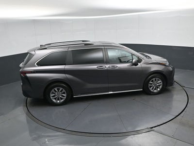 2023 Toyota Sienna XLE 7 Passenger