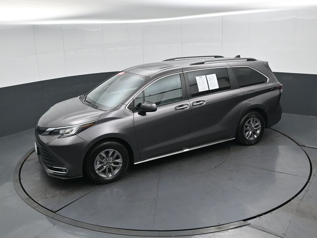 2023 Toyota Sienna XLE 7 Passenger