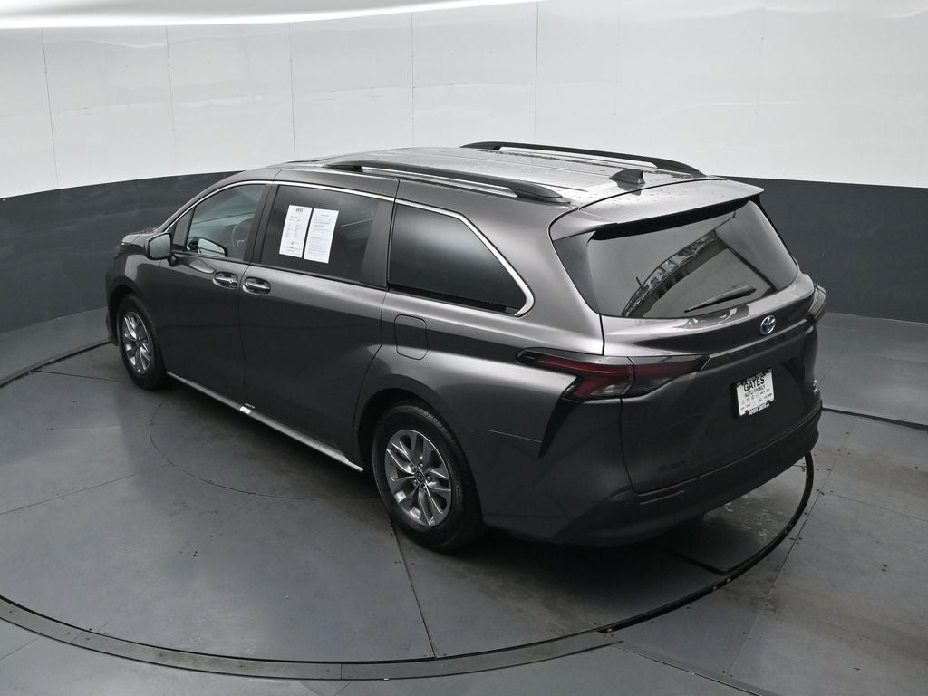 2023 Toyota Sienna XLE 7 Passenger