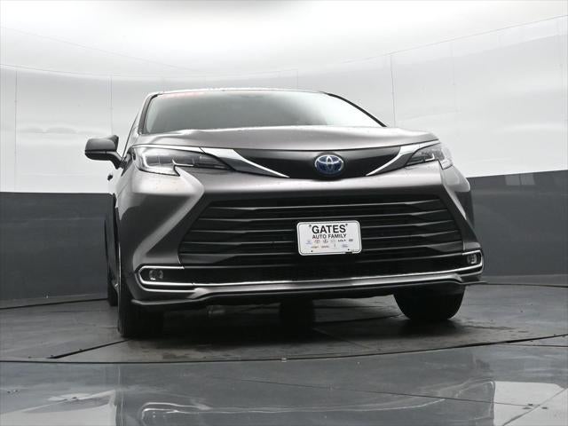 2023 Toyota Sienna XLE 7 Passenger
