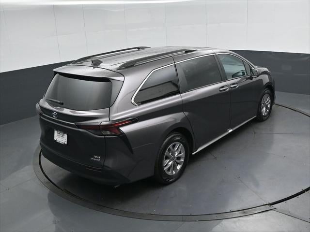 2023 Toyota Sienna XLE 7 Passenger