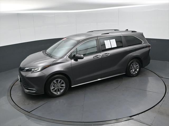 2023 Toyota Sienna XLE 7 Passenger