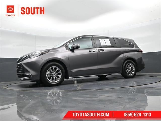 2021 Toyota Sienna XLE 7 Passenger