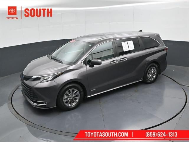 2021 Toyota Sienna XLE 7 Passenger