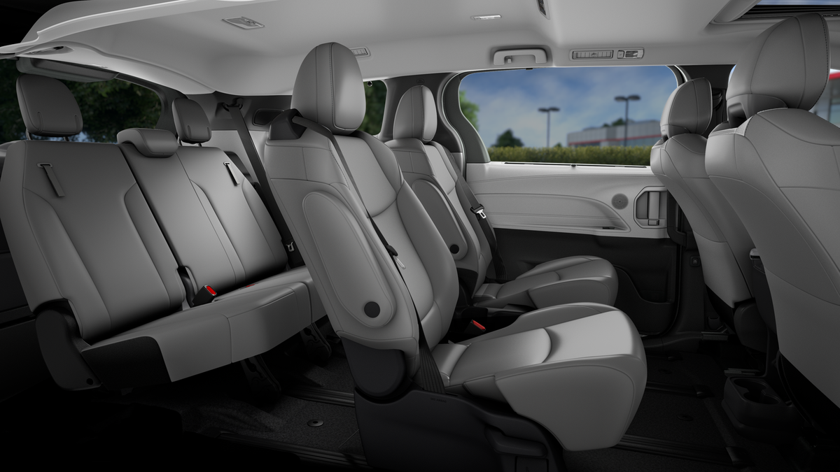 2026 Toyota Sienna XLE 7 Passenger