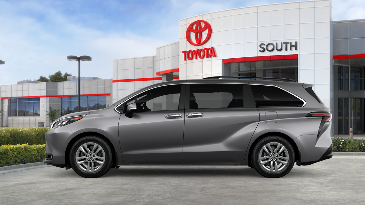 2026 Toyota Sienna XLE 7 Passenger