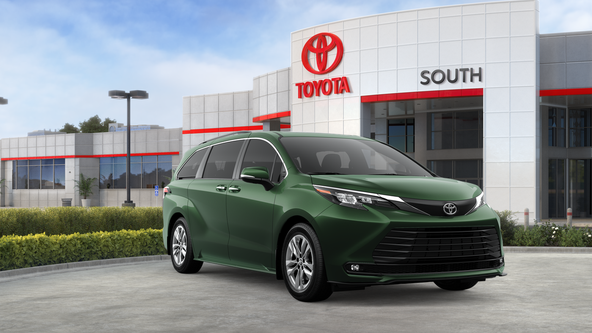 2026 Toyota Sienna XLE 7 Passenger