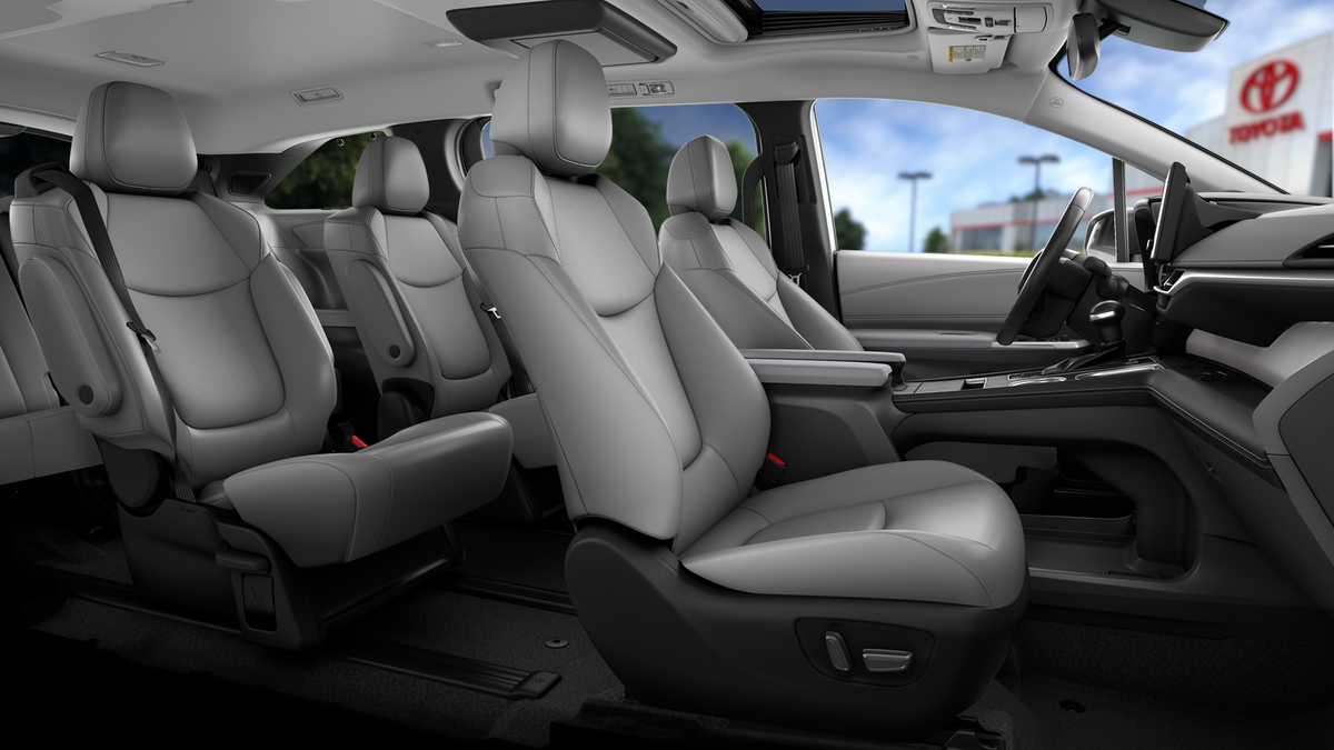 2026 Toyota Sienna XLE 7 Passenger