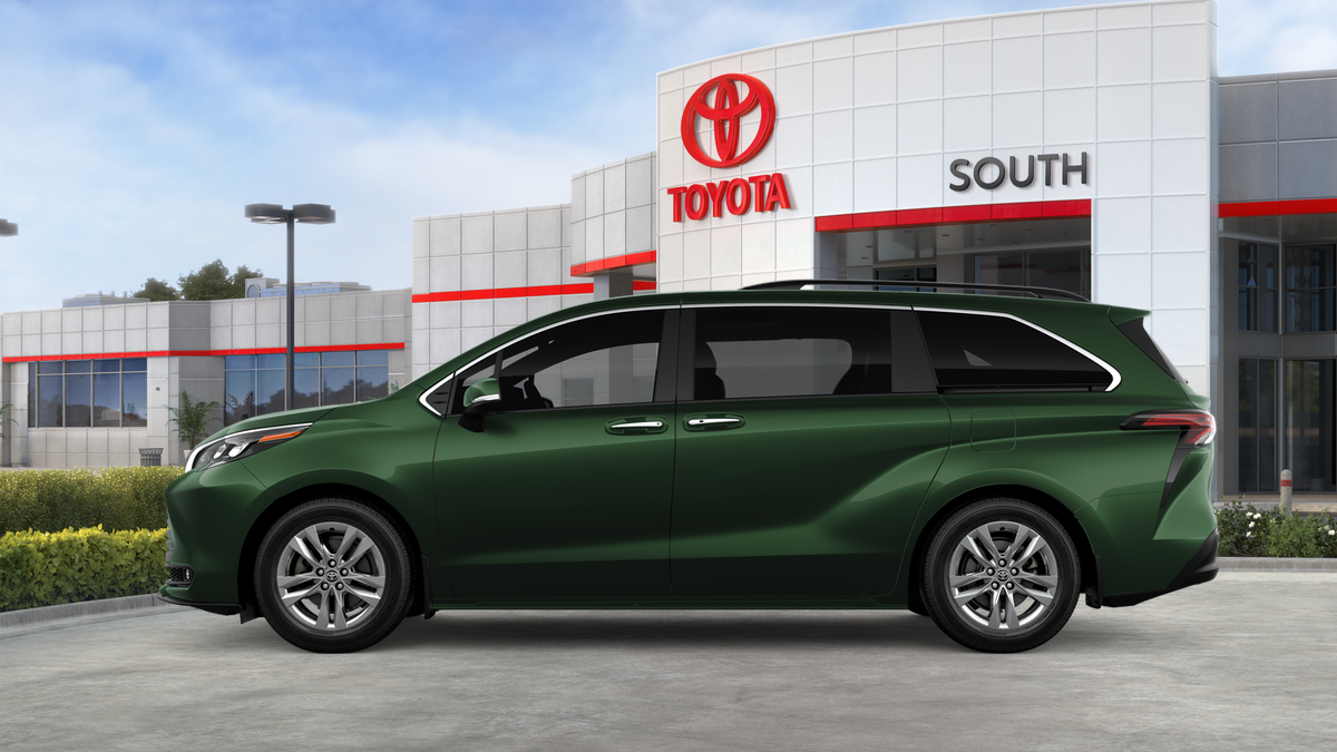 2026 Toyota Sienna XLE 7 Passenger
