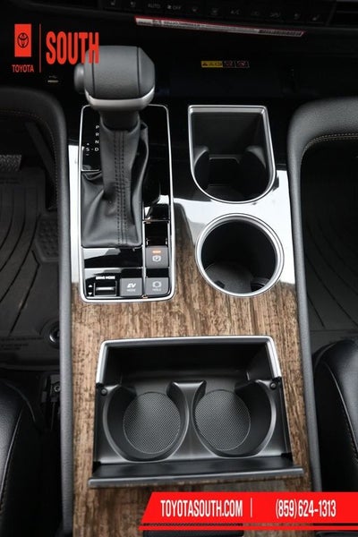 2026 Toyota Sienna Limited 7 Passenger