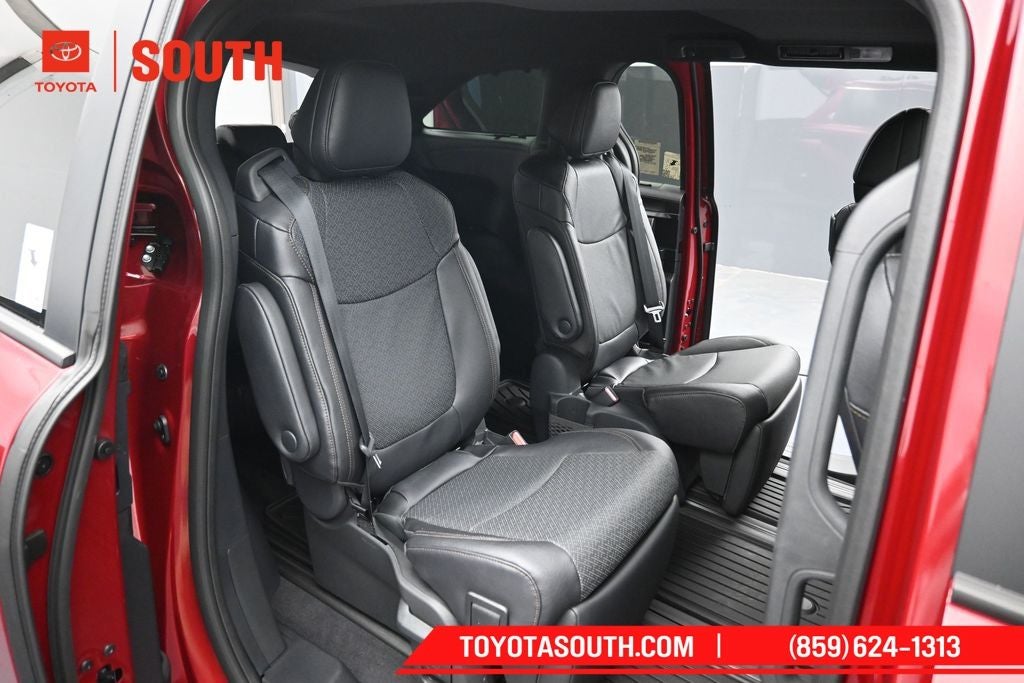 2026 Toyota Sienna Limited 7 Passenger