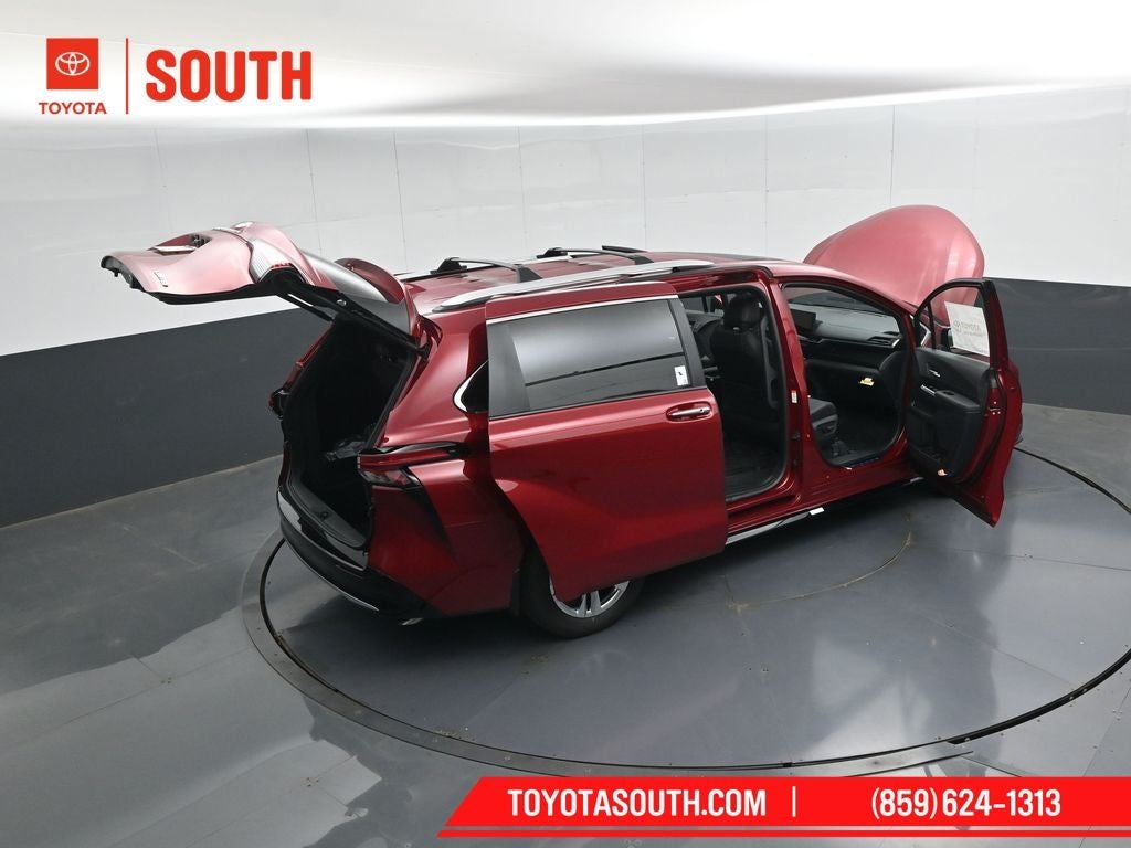 2026 Toyota Sienna Limited 7 Passenger