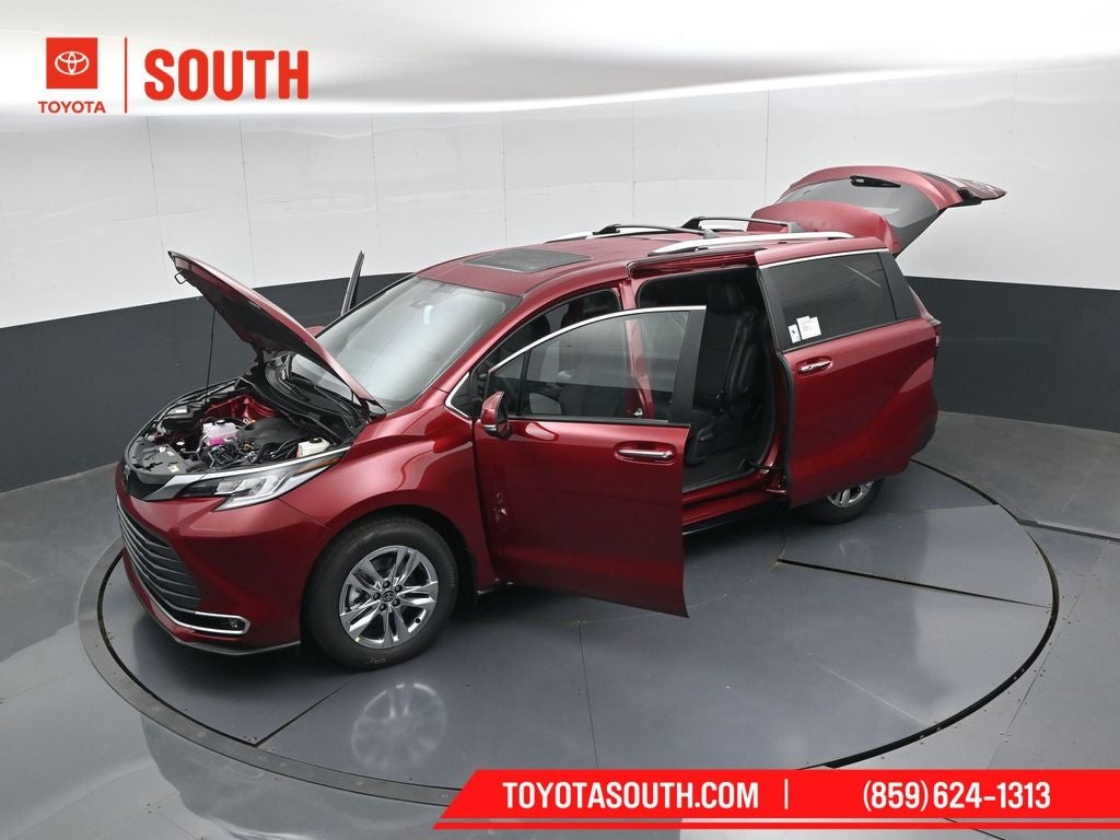 2026 Toyota Sienna Limited 7 Passenger