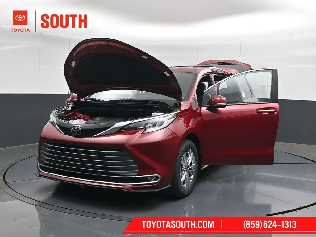 2026 Toyota Sienna Limited 7 Passenger