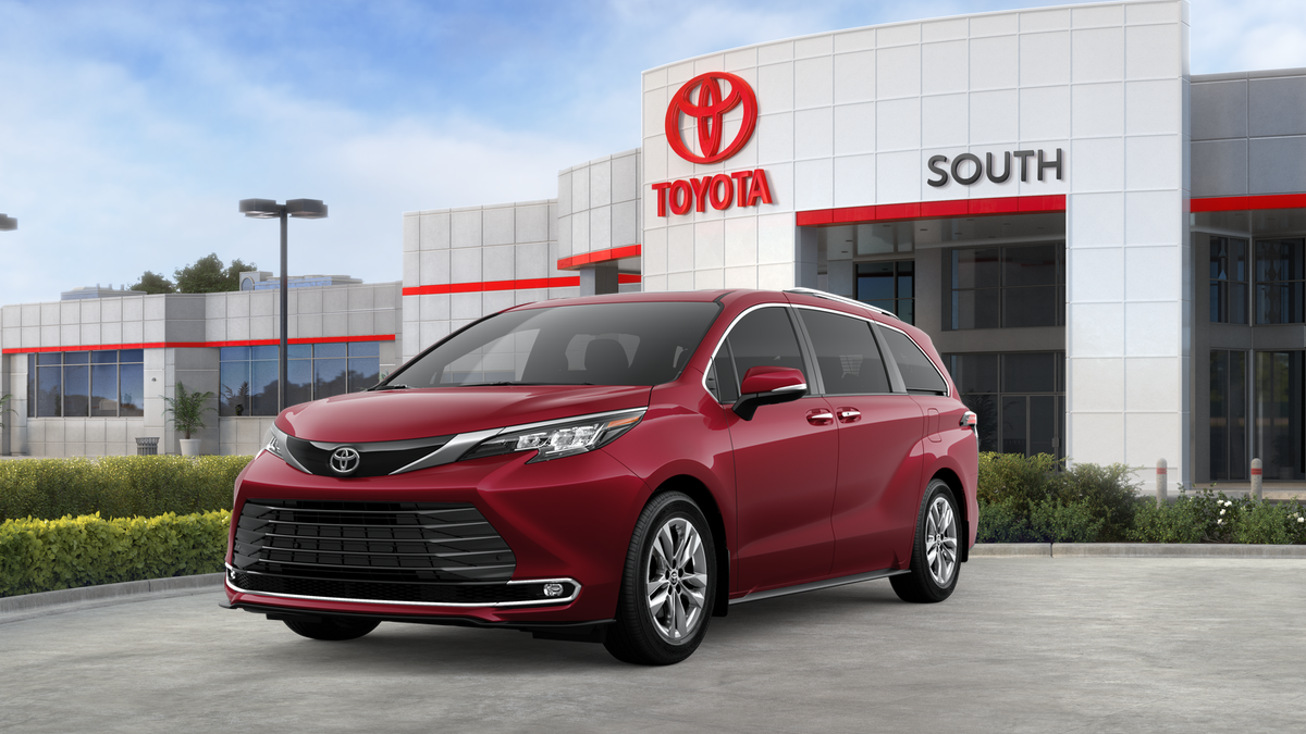 2026 Toyota Sienna Limited 7 Passenger