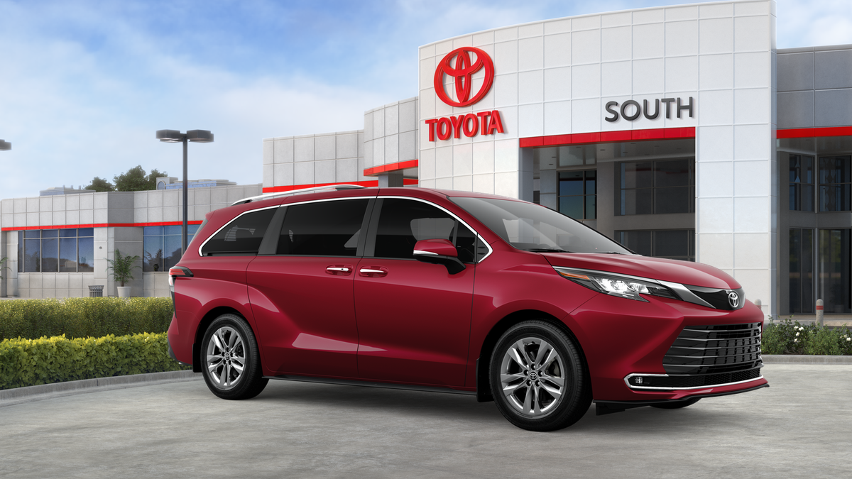 2026 Toyota Sienna Limited 7 Passenger