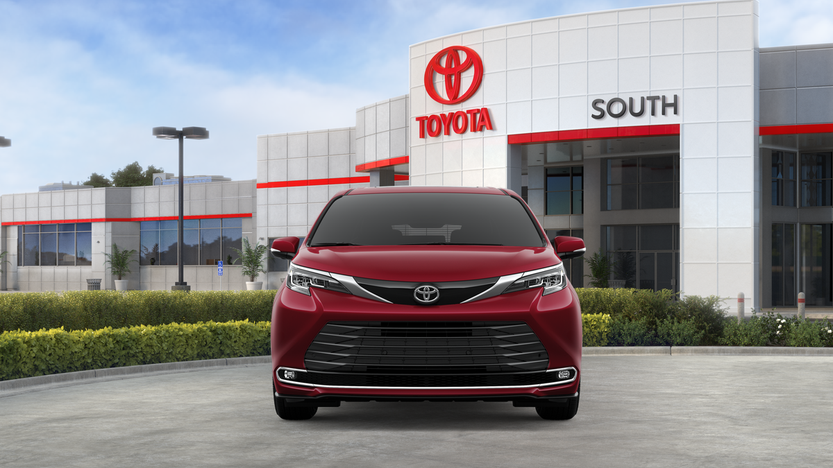 2026 Toyota Sienna Limited 7 Passenger
