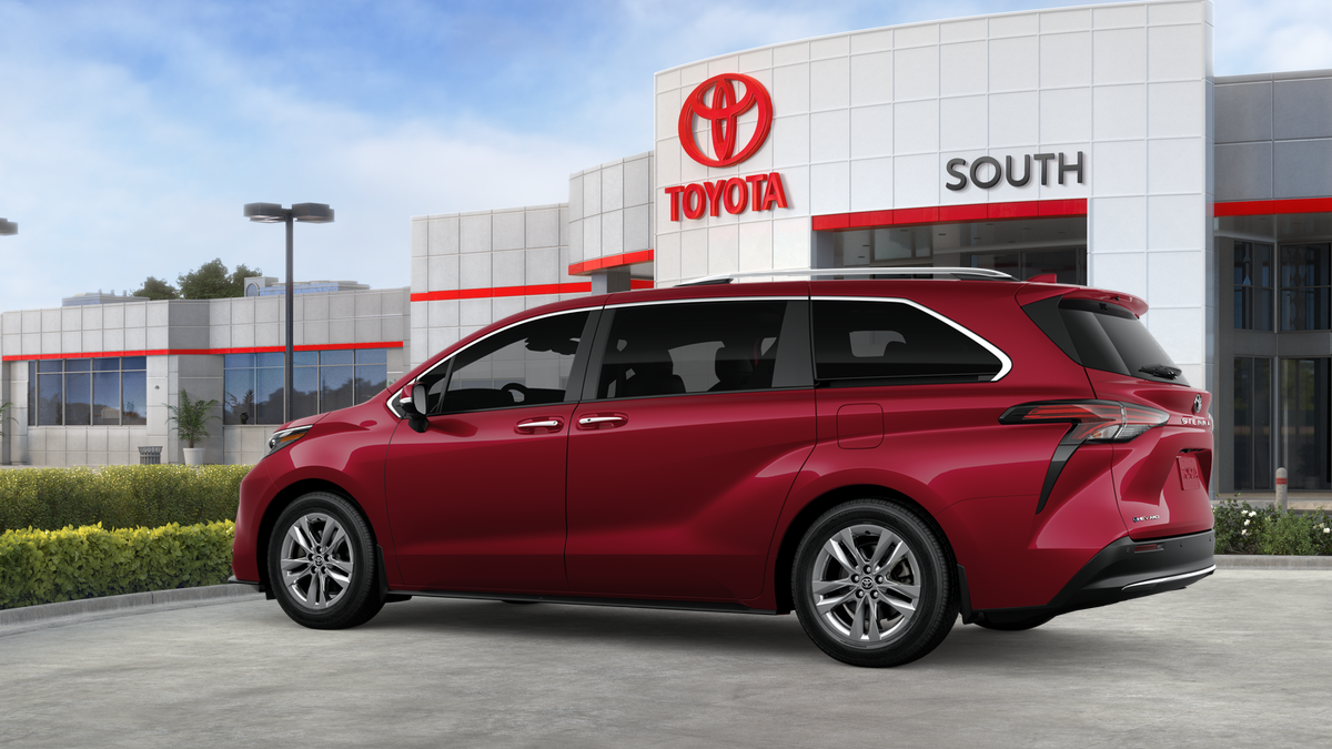 2026 Toyota Sienna Limited 7 Passenger