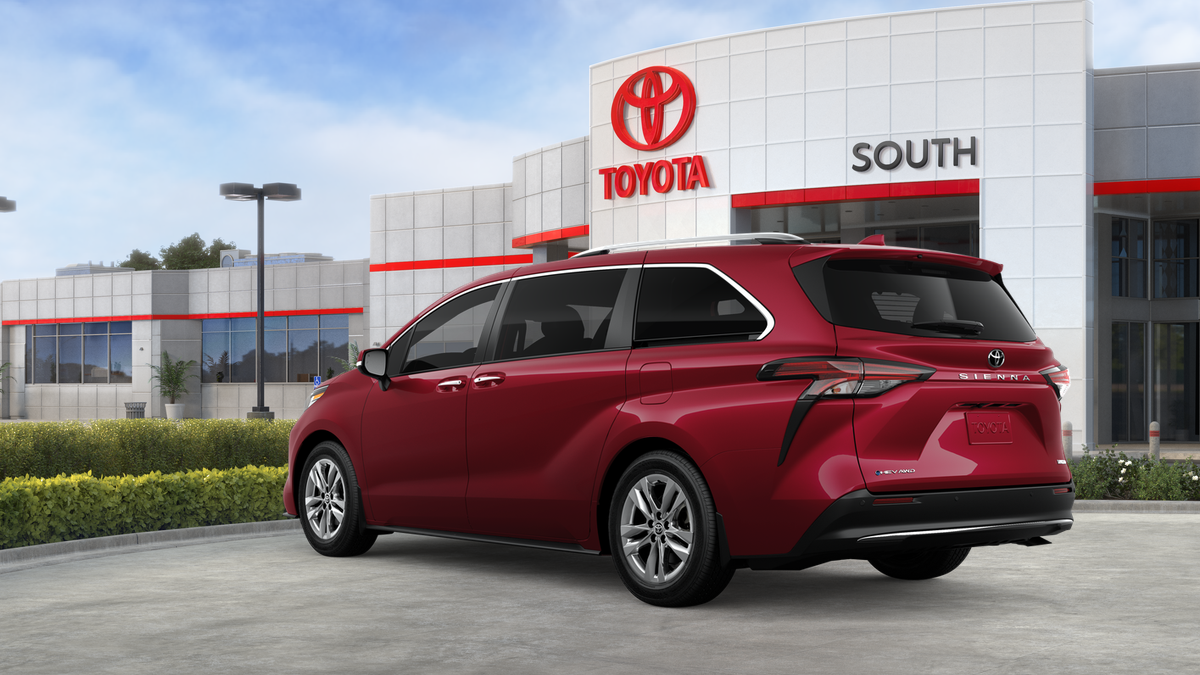 2026 Toyota Sienna Limited 7 Passenger