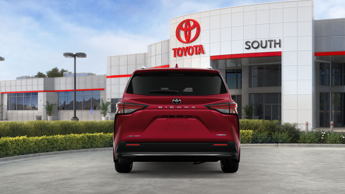 2026 Toyota Sienna Limited 7 Passenger