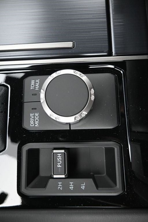 2026 Toyota Tundra Hybrid Platinum