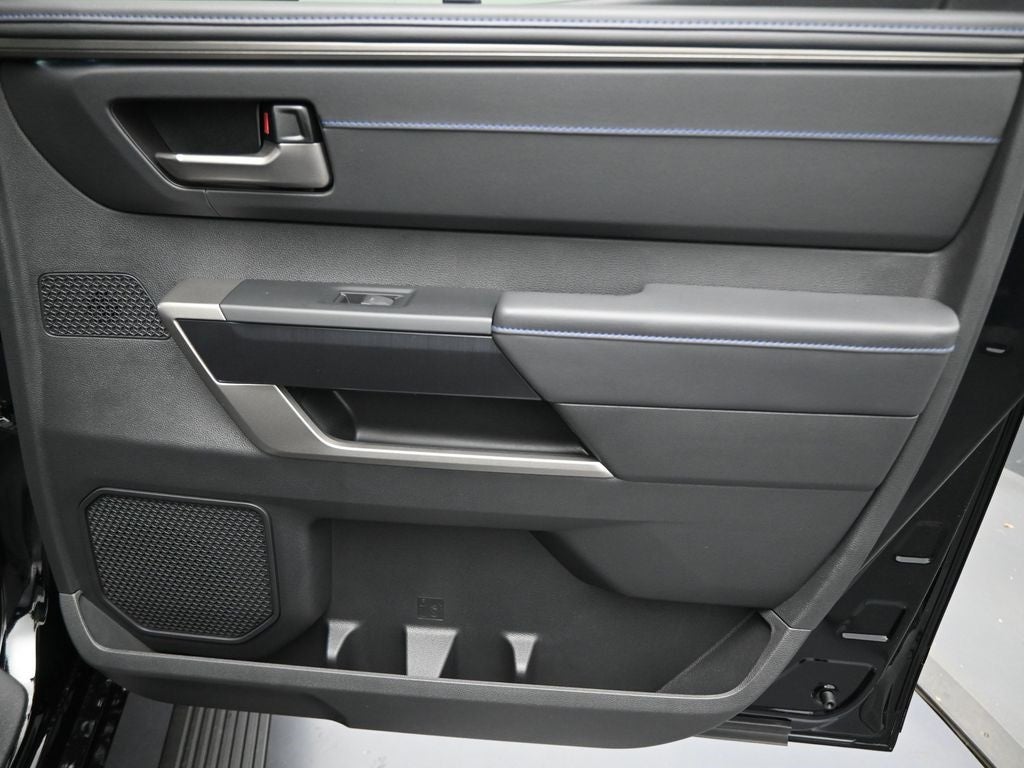 2026 Toyota Tundra Hybrid Platinum