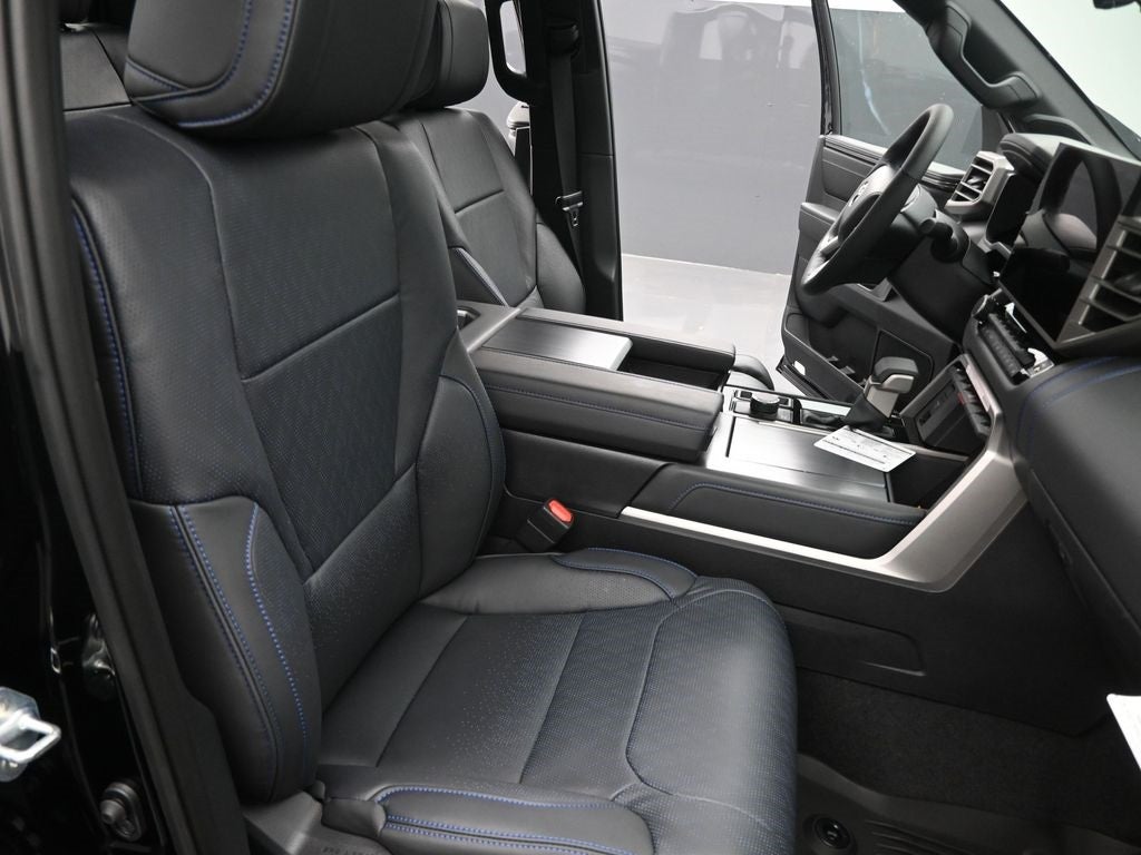 2026 Toyota Tundra Hybrid Platinum