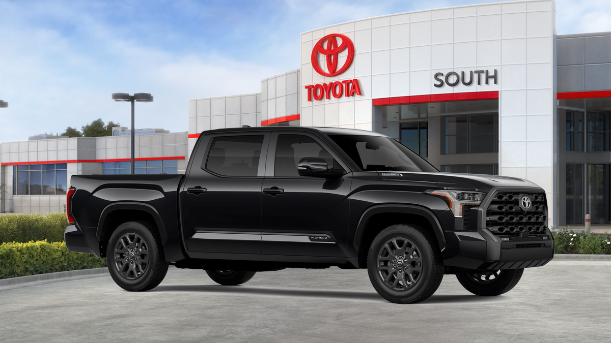 2026 Toyota Tundra Hybrid Platinum