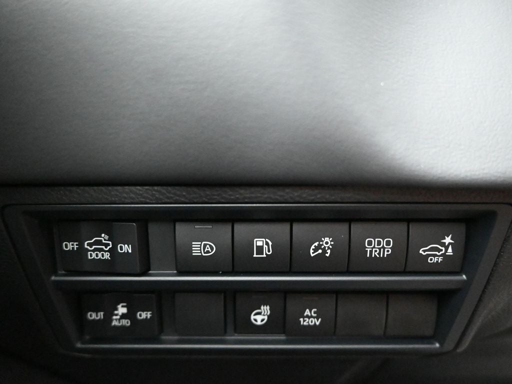 2026 Toyota Tundra Hybrid Platinum