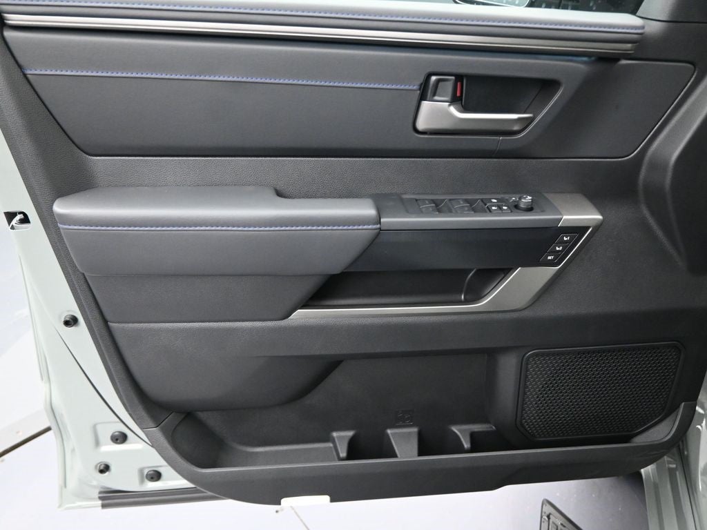 2026 Toyota Tundra Hybrid Platinum