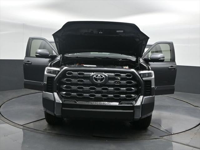 2025 Toyota Tundra Hybrid Platinum