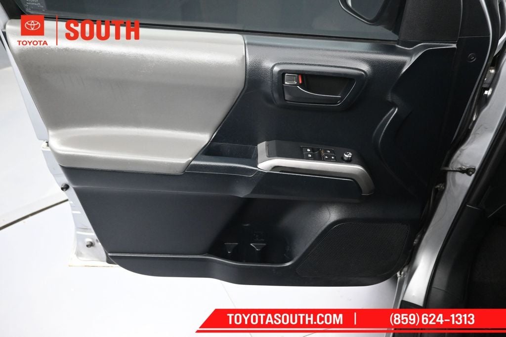 2016 Toyota Tacoma SR5