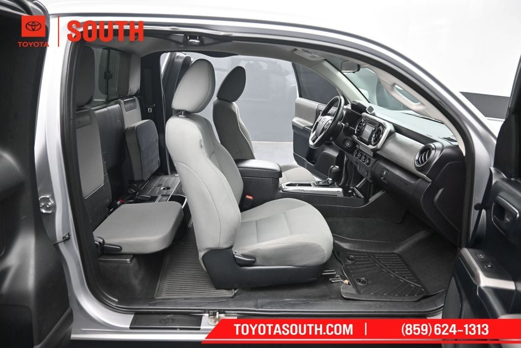 2016 Toyota Tacoma SR5