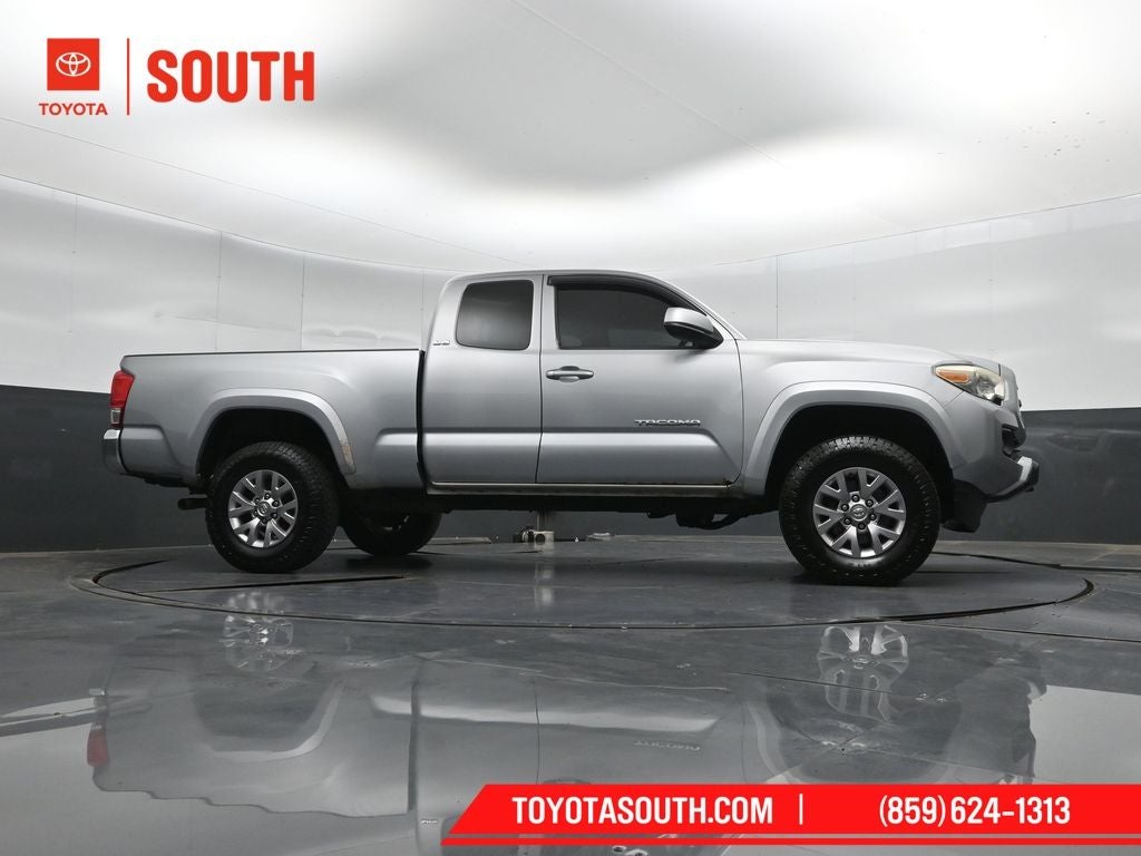 2016 Toyota Tacoma SR5