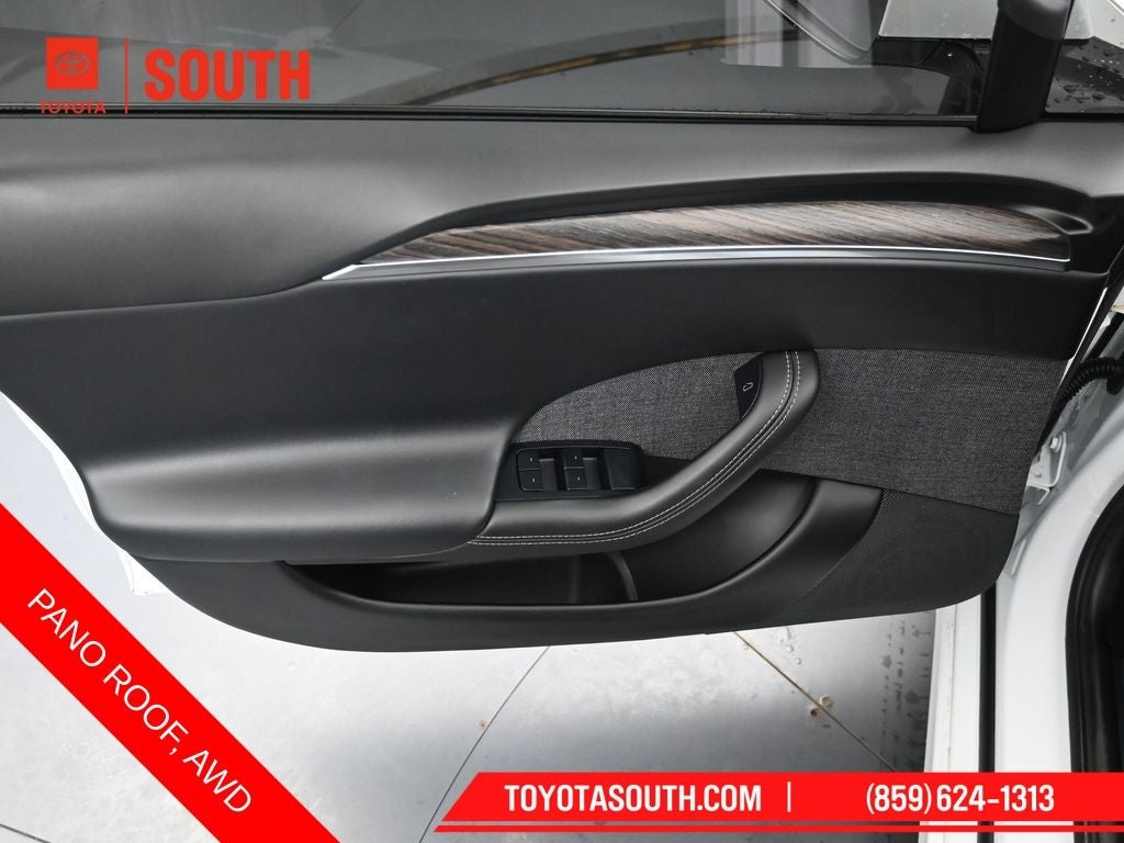 2022 Tesla Model S Base