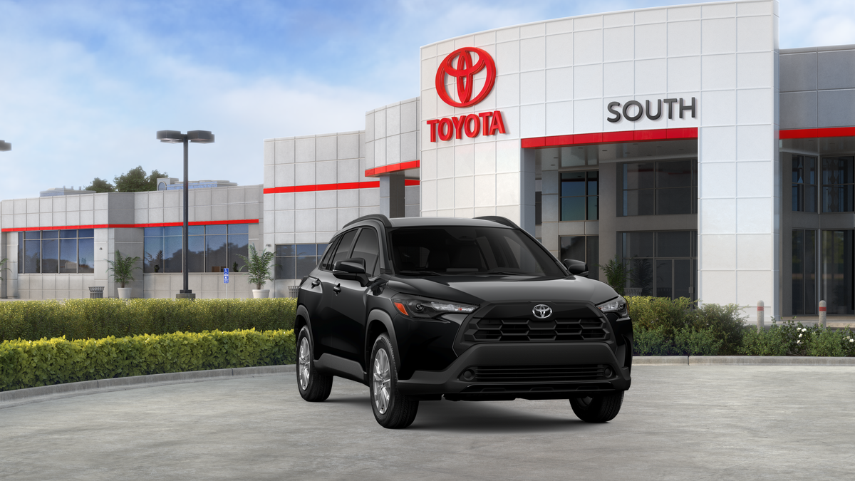 2026 Toyota Corolla Cross LE