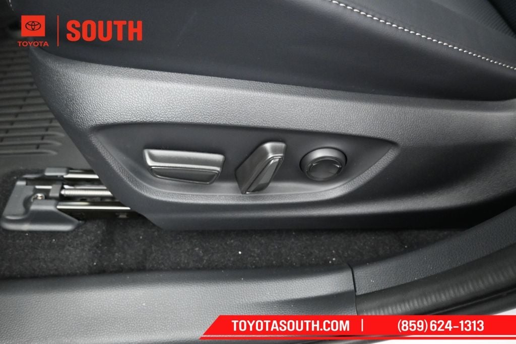 2026 Toyota Crown Signia Limited