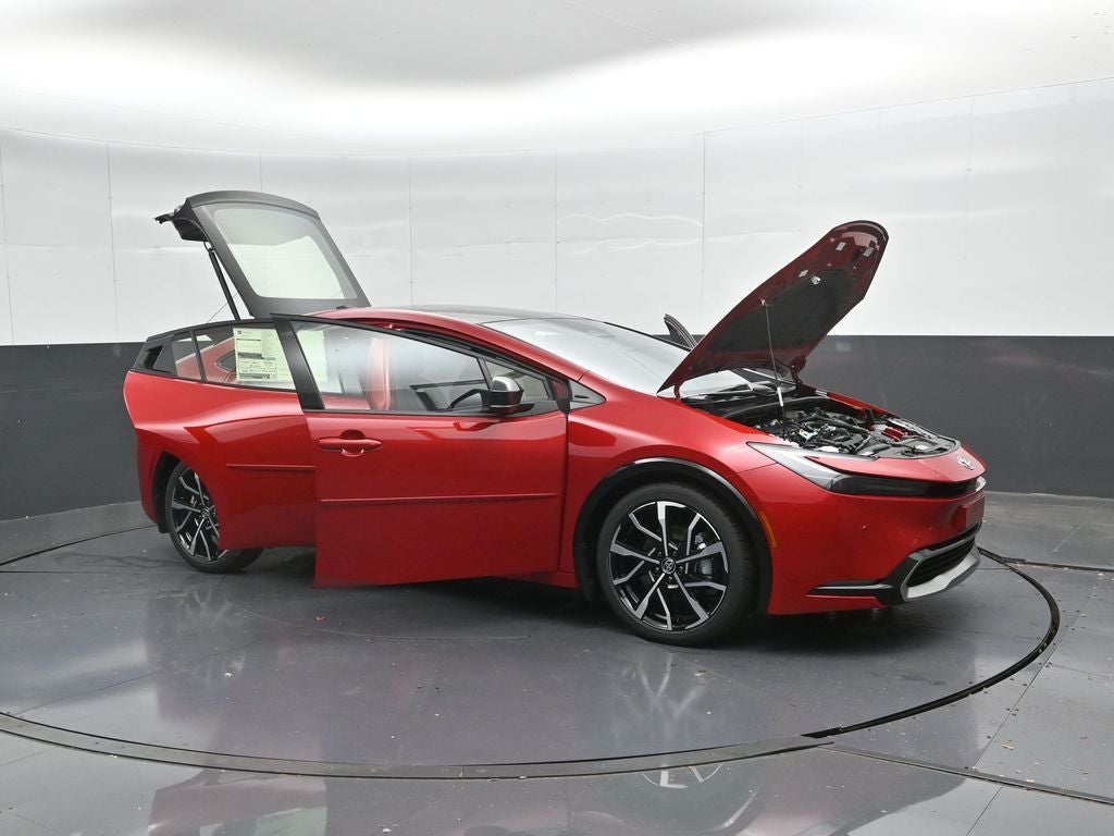 2026 Toyota Prius Plug-In Hybrid Base