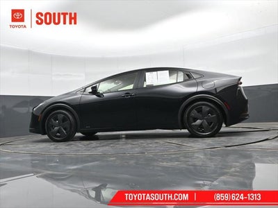 2025 Toyota Prius LE