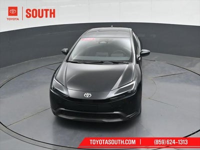 2025 Toyota Prius LE