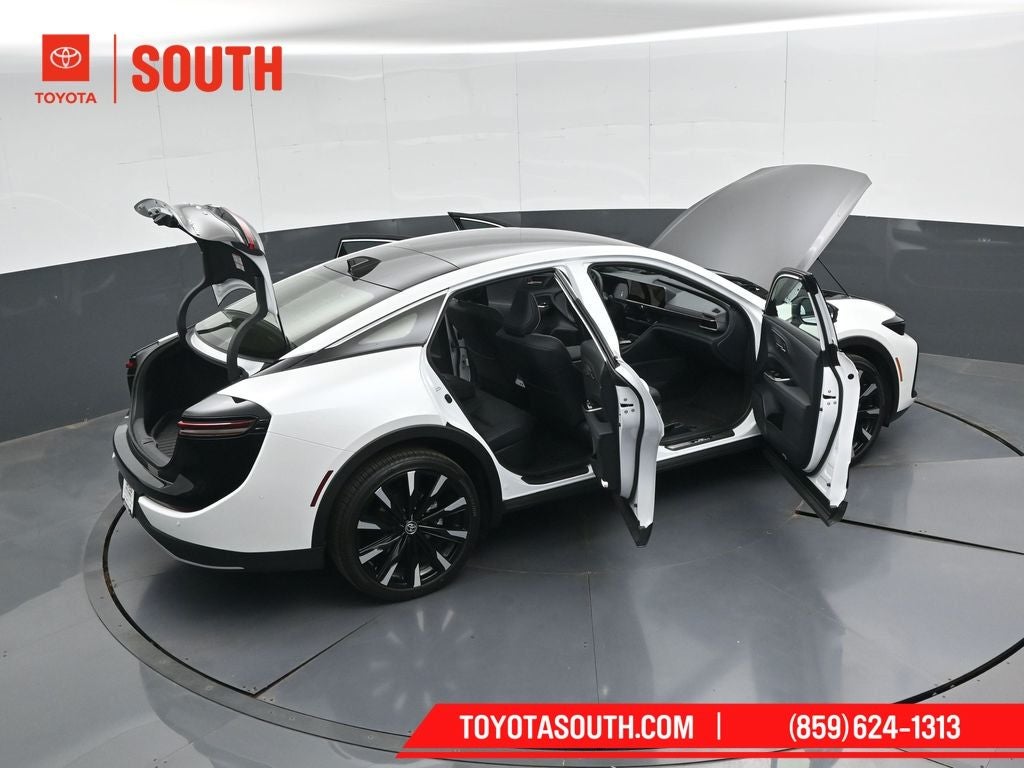 2026 Toyota Crown Platinum