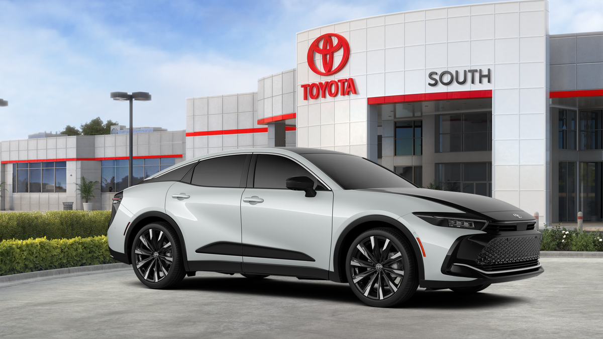 2026 Toyota Crown Platinum